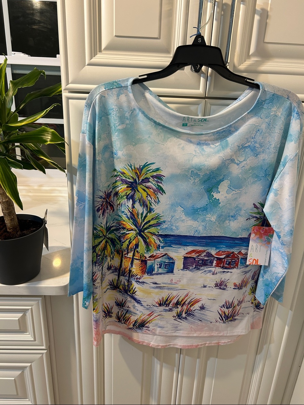 Women's Blue Tropical Beach Print Long Sleeve Tee